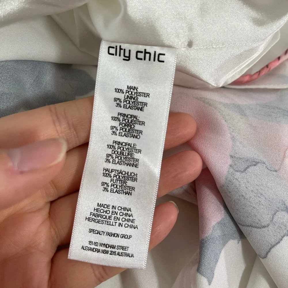 NWT City Chic White Floral Cold Shoulder Maxi Dress in Pink Lily Size 18 - Picture 10 of 10